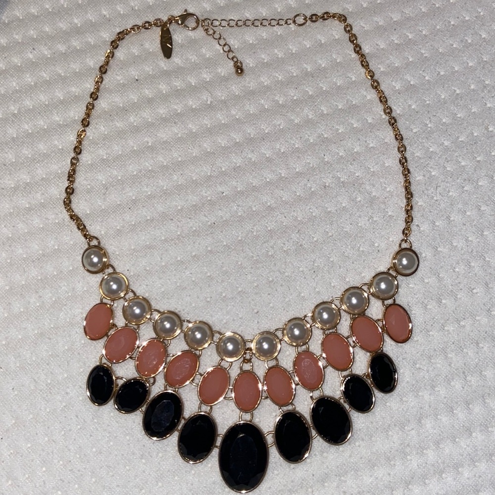 Like NEW Fashion Necklace!!